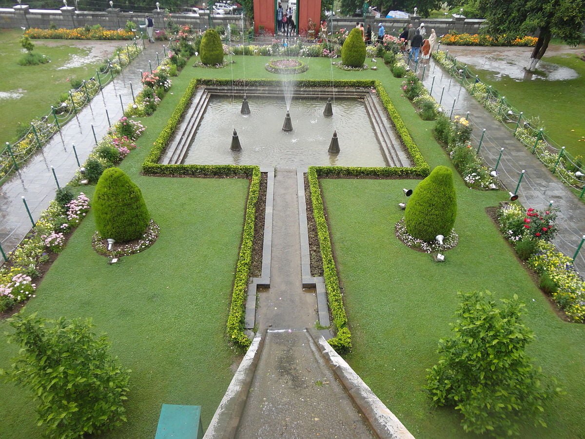 Nishat Bagh - How To Reach , Timings , Entry Fee (2024) - Hum Chale Kashmir