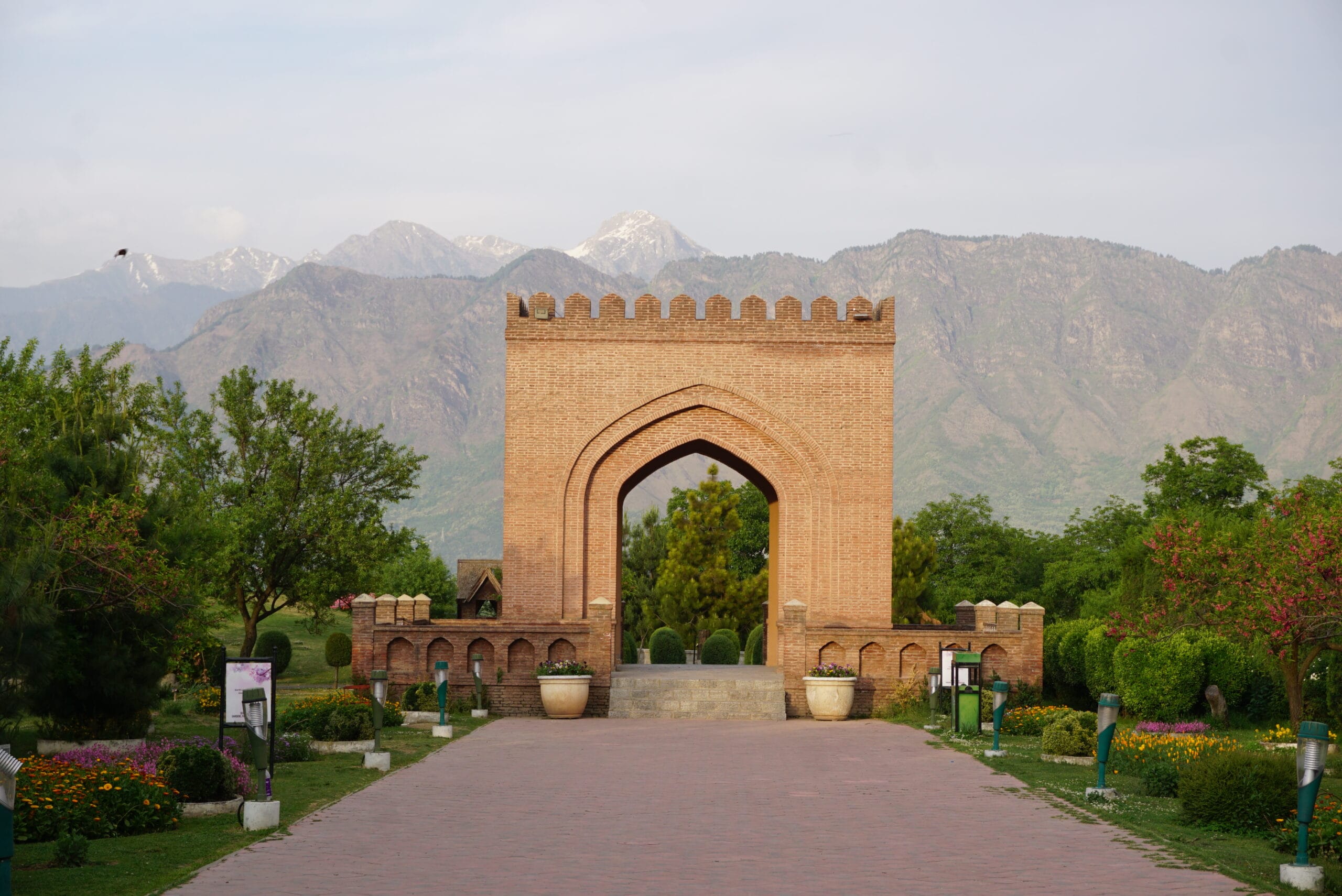 Badamwari Garden – Kashmir